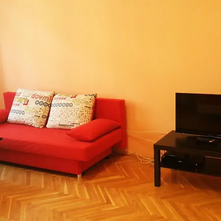 Caesar Apartment