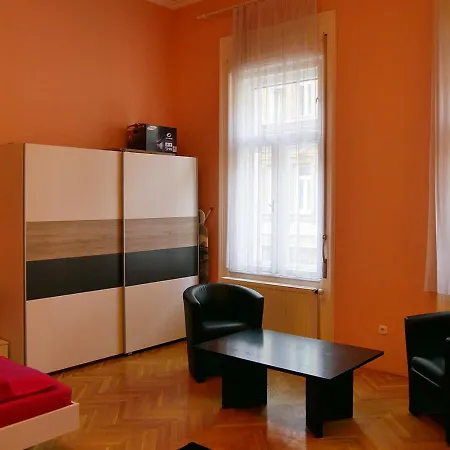 Caesar Апартаменты *